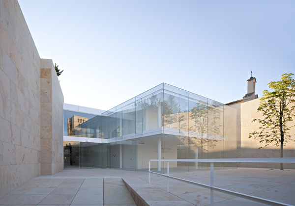 Oficinas en Zamora. Alberto Campo Baeza, 2012. Fotografía de Javier Callejas.